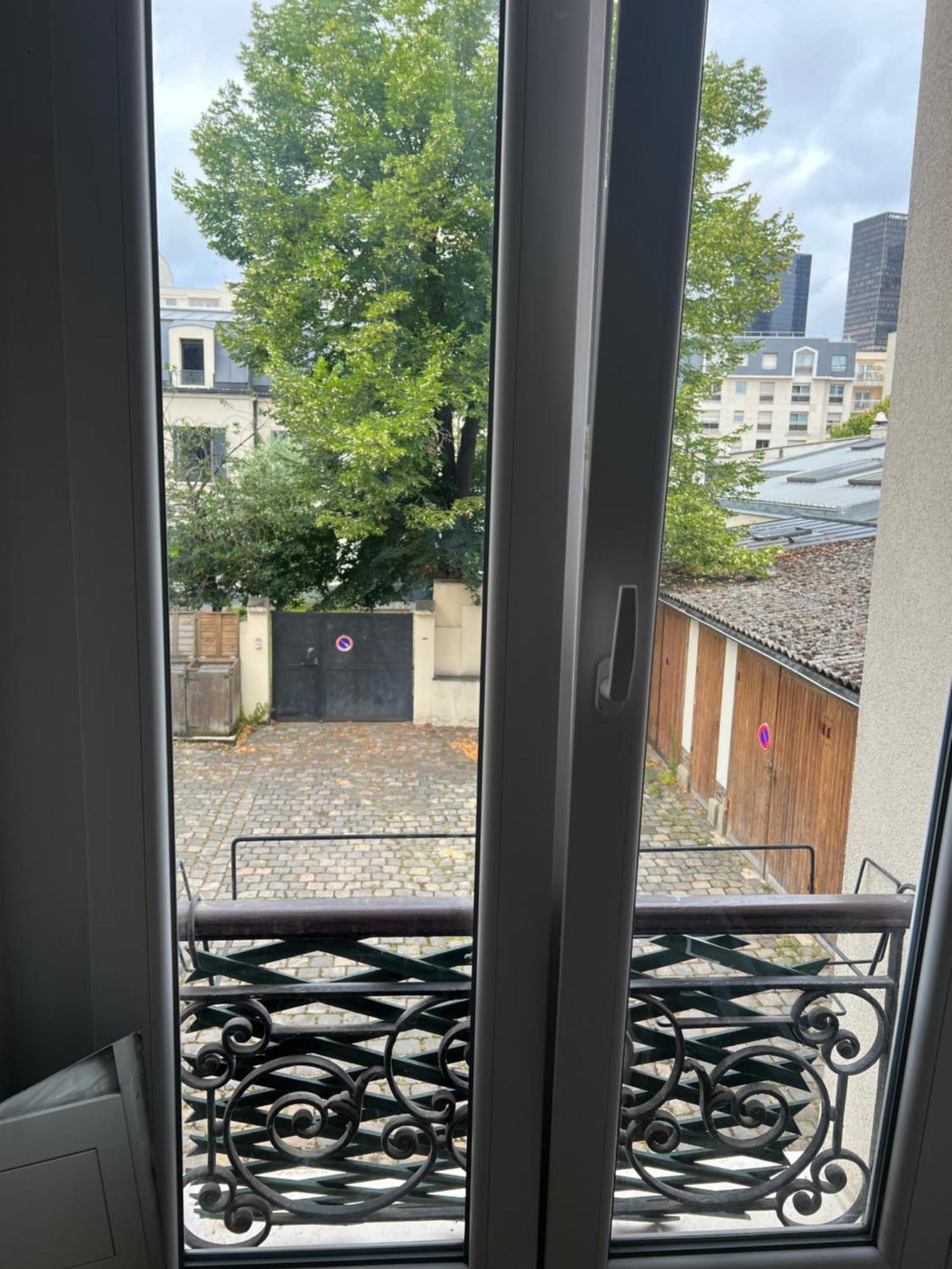 Apartment Cozy 10min From La Defense Arena